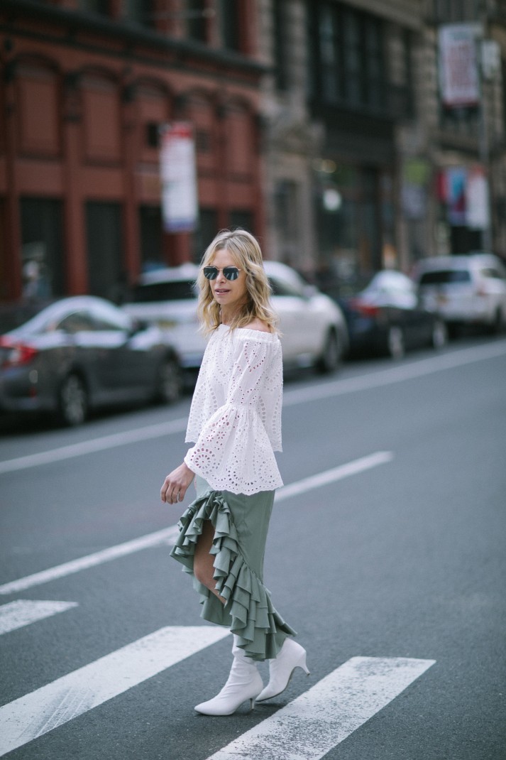 off the shoulder white top and a ruffle skirt for summer